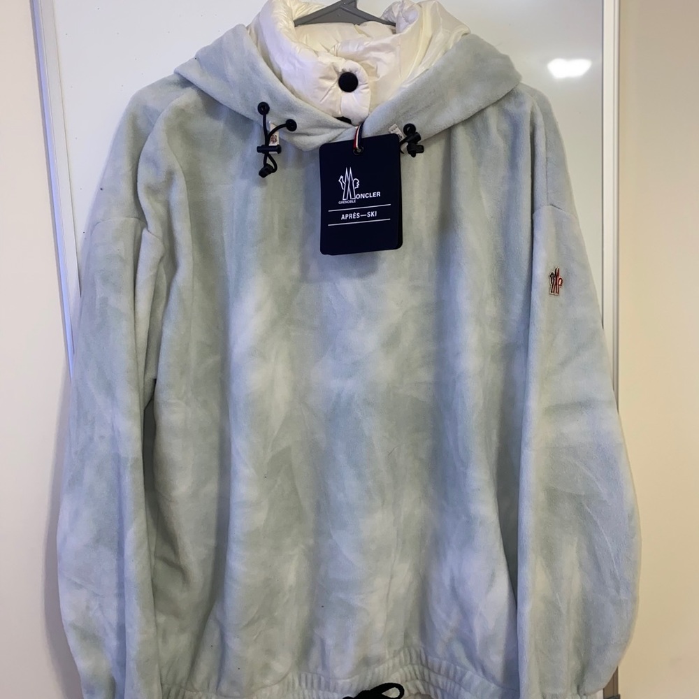 Moncler women’s fleece pull over size S